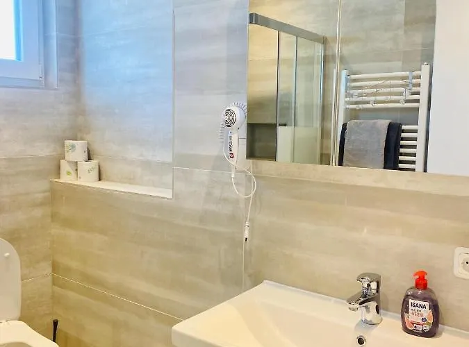 Butterfly 2 Apartment